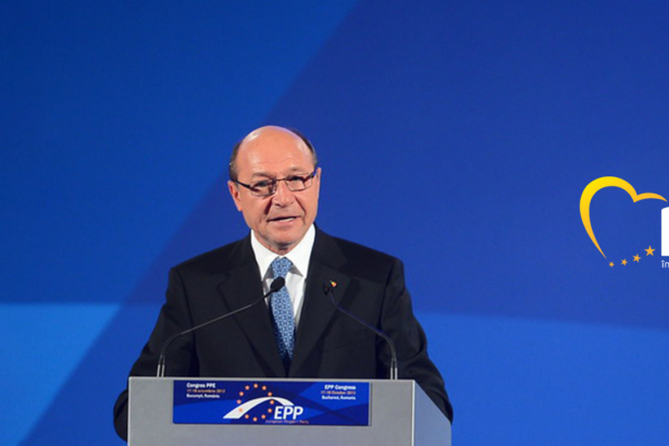 traian basescu mesaj catre ilie bolojan o criza sociala va aduce 150 000 de oameni in piata victoriei 696cdaae491d7