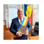 un alt primar a fost pradat de hoti de sarbatori i au furat bunuri si bijuterii de zeci de mii de euro 6963dc1045409