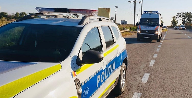 un autoturism a intrat in parapet pe dn22 in curba de la tasaul spre constanta 695a776554679