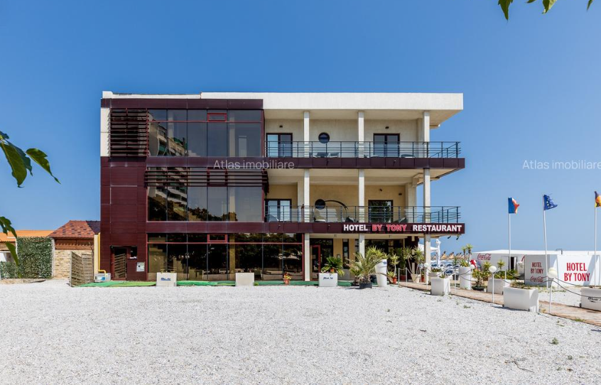 un hotel din mamaia scos din nou la vanzare cu aproape jumatate de milion de euro in minus fata de vara 2025 cui apartine 695f30a1e2681