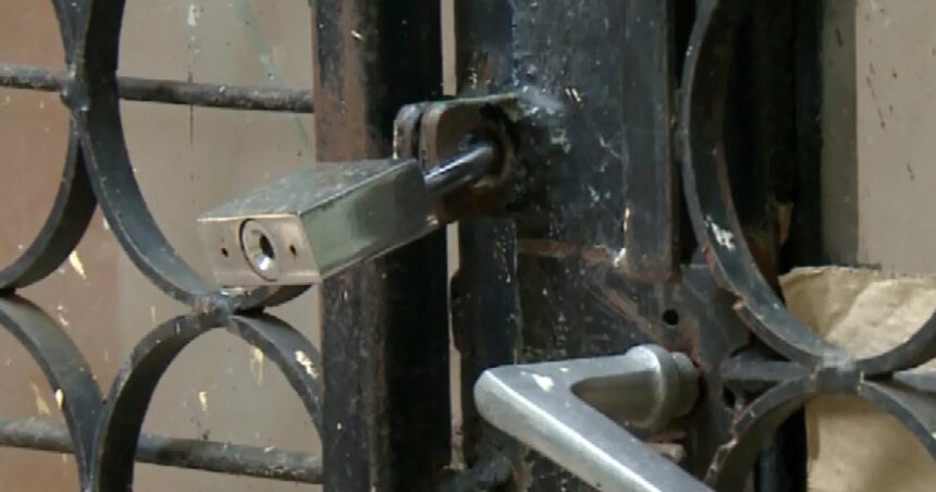 un numar record de afaceri au pus lacatul pe usa in 2025 in ce oras s au inchis cele mai multe firme 69578550d3201