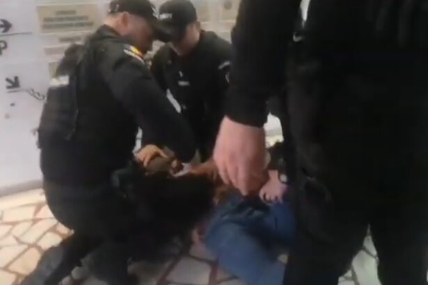 un youtuber cunoscut cu antedecente penale in conflict cu mai multi politisti din judetul constanta pe care ii posteaza in mediul online 697174388b45b