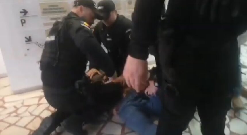 un youtuber cunoscut cu antedecente penale in conflict cu mai multi politisti din judetul constanta pe care ii posteaza in mediul online 697174388b45b