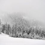 urmeaza trei zile cu ninsori abundente la munte risc crescut de avalanse avertizeaza anm 6958a5d1690dd