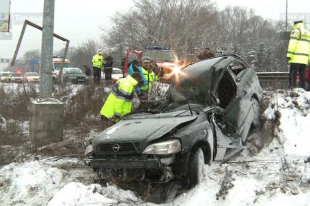 video accident grav pe centura ocolitoare a timisoarei un autoturism s a ciocnit cu un camion soferul masinii a murit 6966176c875c1