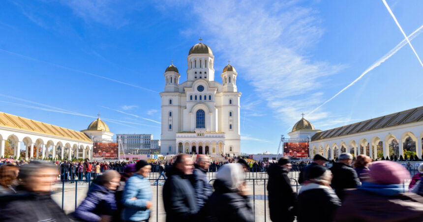 video catedrala nationala se inchide de vineri pentru continuarea lucrarilor mai poate fi vizitata joi 695f4eb1865f5