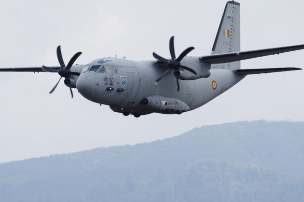 video cum comunica nicusor dan la bordul avionului spartan despre care a spus ca nu are comunicatii cu exteriorul 695fbbab42275