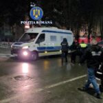 video doua femei incatusate de politistii din medgidia sub acuzatii ca au vrut sa convinga o batrana victima in alt dosar sa si schimbe declaratiile 696f4c7b03737