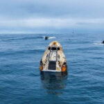 video echipajul de pe iss a revenit pe pamant un astronaut are probleme medicale momentul in care capsula spacex ajunge in oceanul pacific 6968ba6d48bac