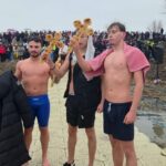 video harsova cine sunt curajosii care au gasit crucile aruncate in apele dunarii de ips teodosie 695bef7dc1540