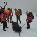 video interventii la foc continuu din partea salvamontistilor apel pentru turistii care vor sa urce pe munte 69636663ea7ba