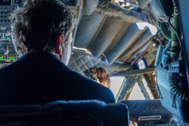 video ministrul apararii amanunte despre zborul la paris al lui nicusor dan de ce nu a decolat avionul presedintelui si cat a costat zborul 695fe5fc3ad2a