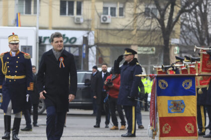 video nicusor dan huiduit la ceremonia de ziua unirii de la iasi daca aveti lideri cu un proiect hai sa dezbatem 6974dd29c2a72