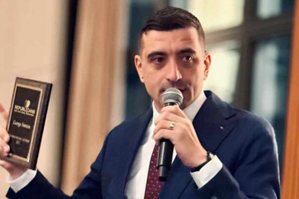 video sa ti stea in gat mesajul unui vicepresedinte pe catre george simion dupa ce a taiat tortul in forma groenlandei 69721f1662a60