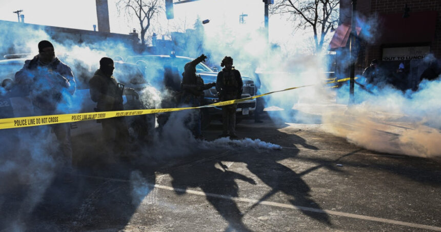 video scandal in sua inca o persoana a fost impuscata mortal de agenti ice in minneapolis 69752103e7563