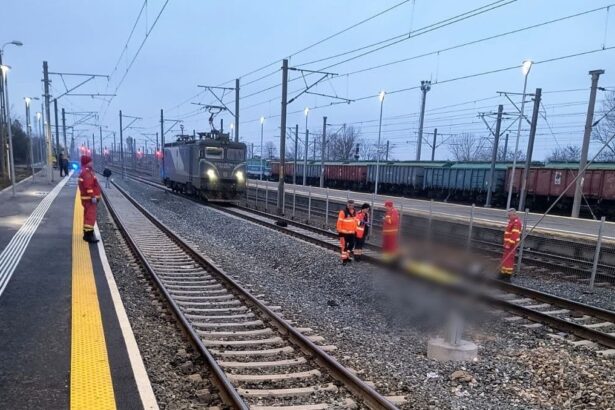 accident mortal in gara ciulnita un barbat de 50 de ani si a pierdut viata dupa ce a traversat calea ferata printr un loc nepermis 69943a0b938b9