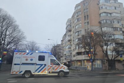 alerta in zona stadion persoana decedata dupa ce s ar fi prabusit pe un acoperis la etajul 1 69805ae1e2907