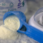 ancheta penala in franta care vizeaza cinci producatori de lapte praf pentru sugari produse rechemate inclusiv din romania 699438655ceec