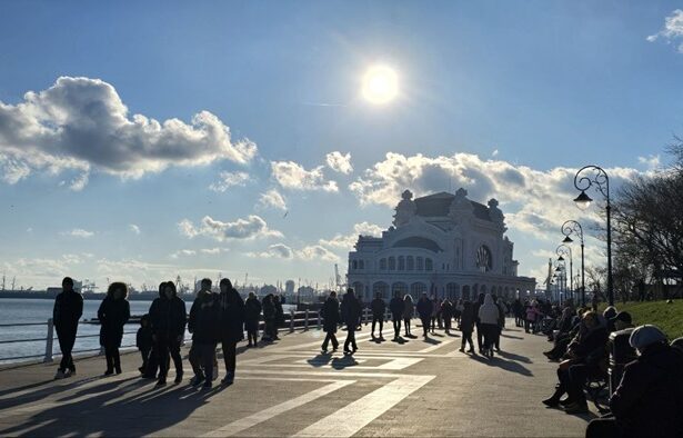 anm temperaturi de 15 grade la constanta ploi slabe si episoade de ceata in urmatoarele zile 698ccf8af123e