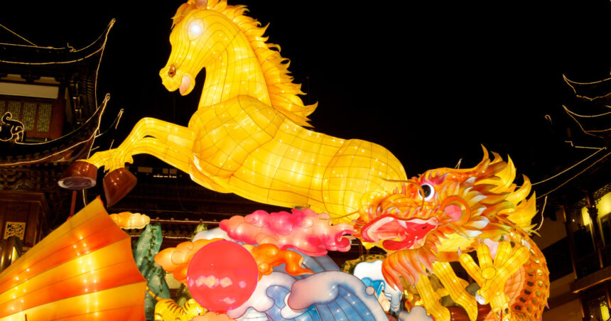 anul nou chinezesc 2026 urmeaza 15 zile de sarbatoare sub semnul calului de foc ce simbolizeaza si ce ritualuri trebuie respectate 69940e353bc59