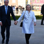 bill si hillary clinton cer audieri publice in cazul epstein sa incetam sa ne mai jucam si sa facem lucrurile cum trebuie 6986ed430aac4