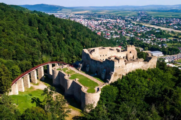 cetatea din romania in care in urma cu 400 de ani se falsificau monede poloneze si suedeze 697fc5b10189e