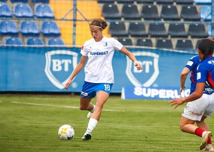 cinci jucatoare de la farul constanta convocate la nationala romaniei 699ae377826f9