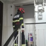 cine este barbatul gasit decedat pe o copertina de la etajul doi al unui bloc din zona stadion 69806fb9b5330