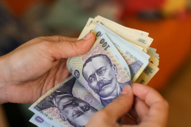 contributia la pilonul 2 ar putea creste la 6 pana in 2027 proiectul a fost adoptat tacit in senat si merge la camera deputatilor 698349a09f7db