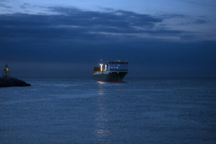 danemarca a imobilizat un portcontainer venit din rusia nava nu figureaza in niciun registru naval si are legaturi cu o flota iraniana 69974be32a774