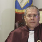 de ce intarzie decizia ccr privind pensiile magistratilor judecatorul dacian dragos este o lege mai greu de analizat 698519af0b7eb