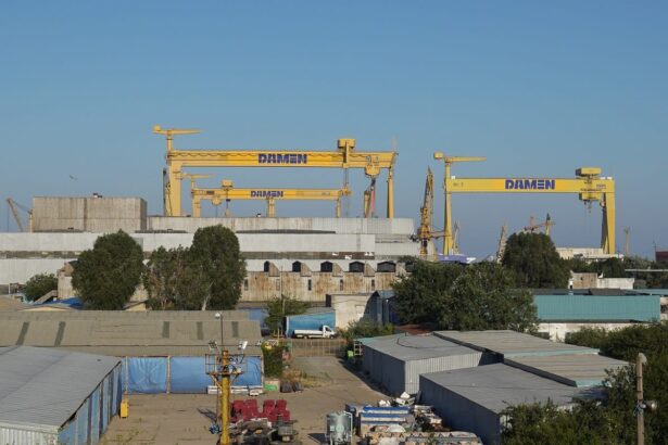 disperare la santierul naval mangalia a fost taiat curentul caminelor pentru muncitori 698efb1077b3c