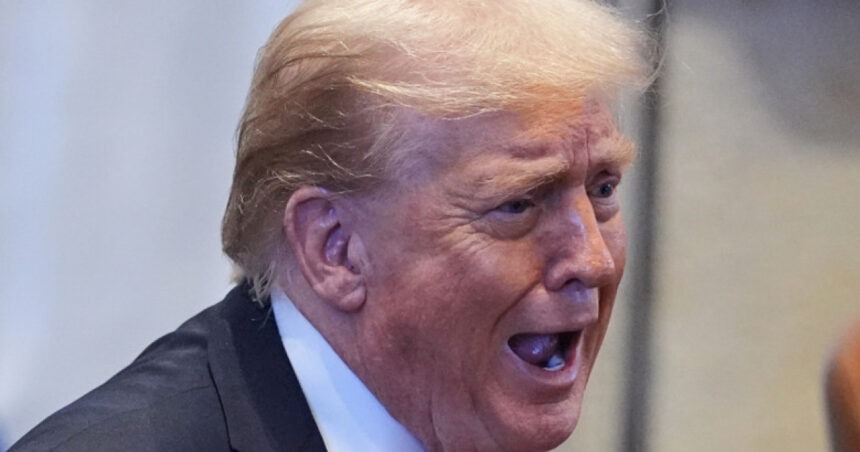 donald trump a sters clipul in care doua maimute aveau chipurile lui barack si michelle obama reactiile au ramas 69862f69a8eab