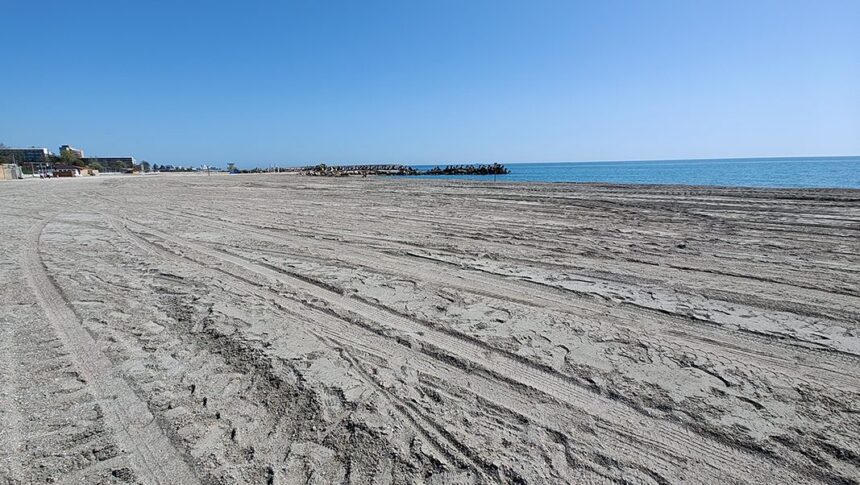 exclusiv drona prabusita pe plaja de la costinesti autoritatile in alerta 698db0a4e7ada