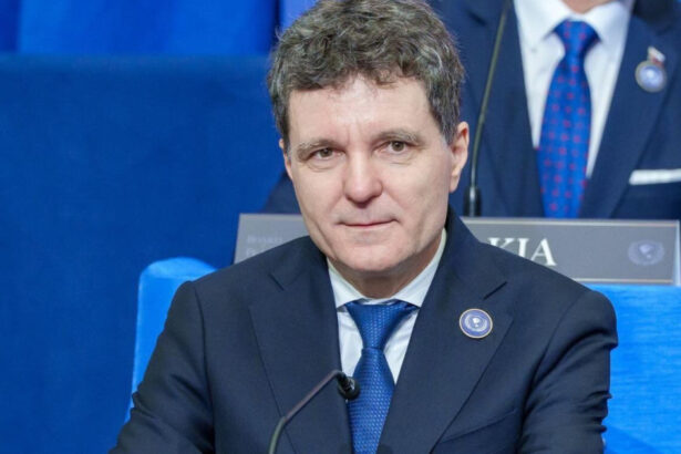 exclusiv nicusor dan avem o miza importanta de securitate suntem intr o zona complicata a lumii a europei 6997729023537