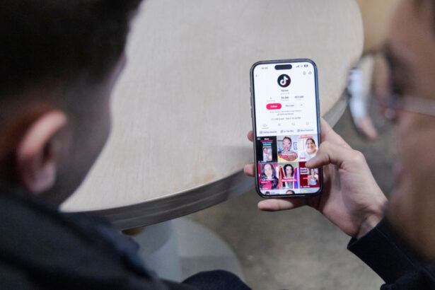 exclusiv un consilier prezidential vrea interzicerea retelelor sociale pentru minori dar vede o problema vi se pare ca nu se consuma droguri 6991cda2671a6