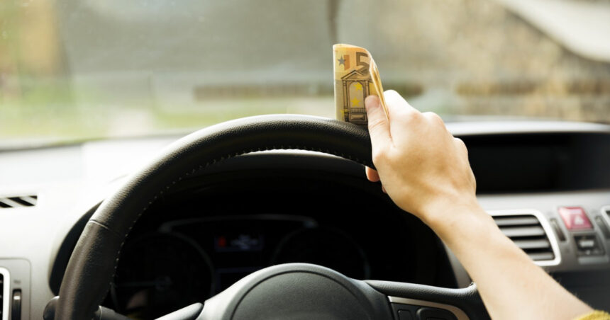 fals avocat din gorj retinut dupa ce a incasat mii de lei de la soferi cum isi pacalea clientii 6985c29981740