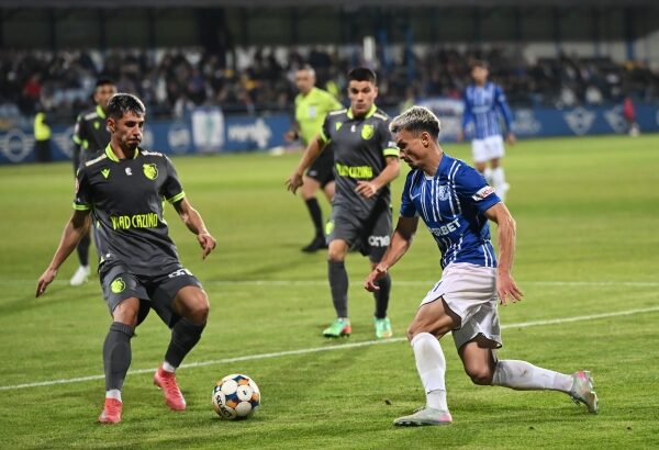 farul constanta joaca la mioveni sub presiunea indirecta a luptei pentru play off 699ad57308248