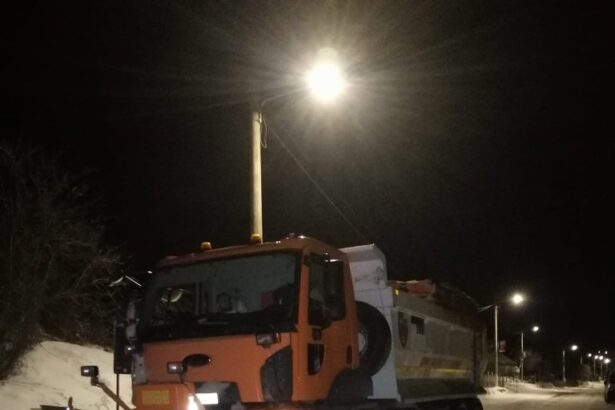 foto video echipele de interventie de la drumuri judetene constanta au actionat si noaptea pentru deszapezirea sectoarelor blocate iata unde au intervenit 6996c460ae35c