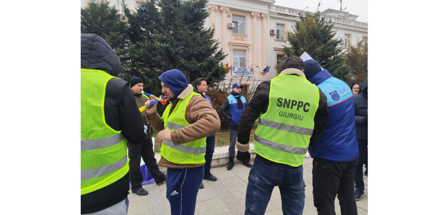 foto video politistii constanteni protesteaza in strada incalcarea programului de lucru si a timpului de repaus pe lista nemultumirilor 69a16586eb16d