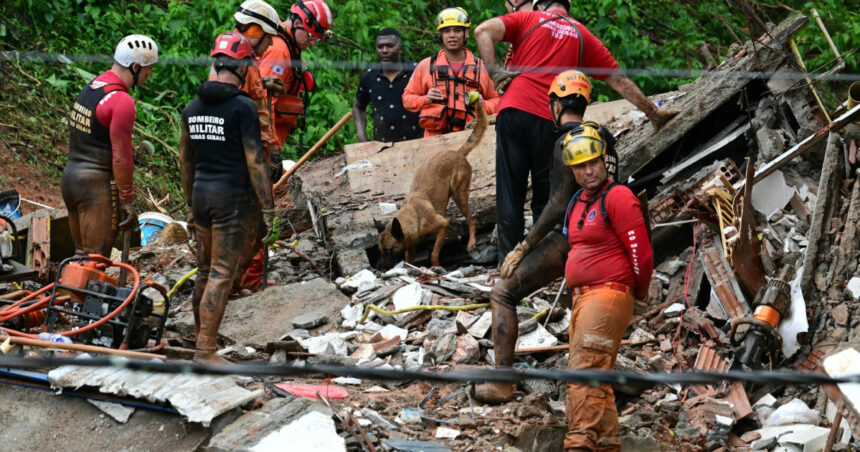 galerie foto ploi devastatoare in brazilia 30 de morti si 39 de disparuti dupa inundatii si alunecari de teren 699eabe865ad8