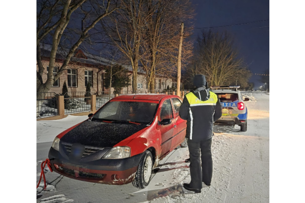 ghinion la ceas de seara tanar prins in trafic fara permis auto la volanul unui autoturism care nu avea nici itp sau rca valabile 6999fe8930f56