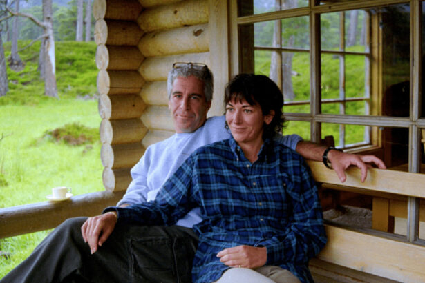 ghislaine maxwell refuza sa depuna marturie in congresul sua in cazul epstein 698a276f58e1b