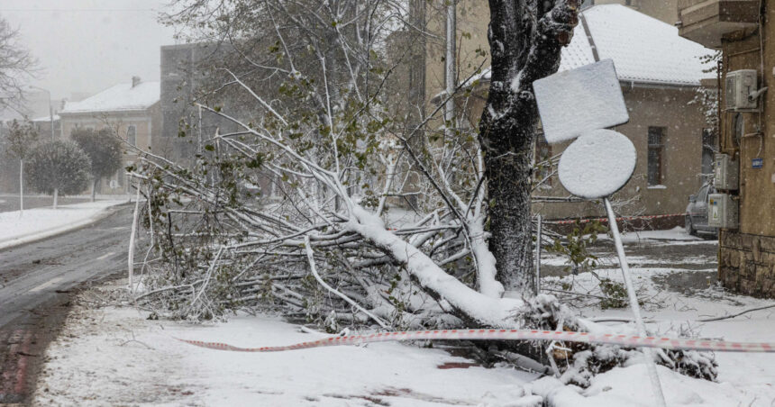 harta meteorologii anunta noi coduri de vreme severa pana maine zonele in care va mai ninge si va fi viscol 69957f74dfbb3