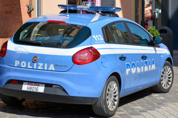 hoti prinsi in flagrant intr un apartament din italia am gresit locuinta s au scuzat inainte sa plece 699c39fd6aec6