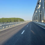 ideea nu e sa platim podul ci sa primim amenzi transportatorii platesc in avans taxa de pod de la fetesti cnair ii amendeaza 69981b555cc43