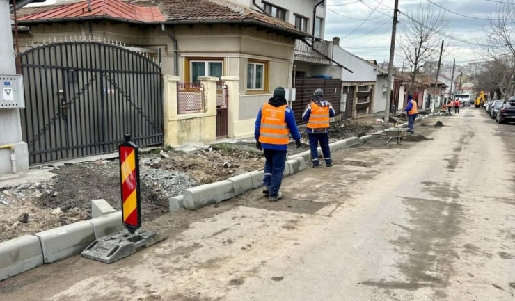 in ce zone din constanta se reabiliteaza trotuarele si infrastructura pietonala 699f1cc47ab8c