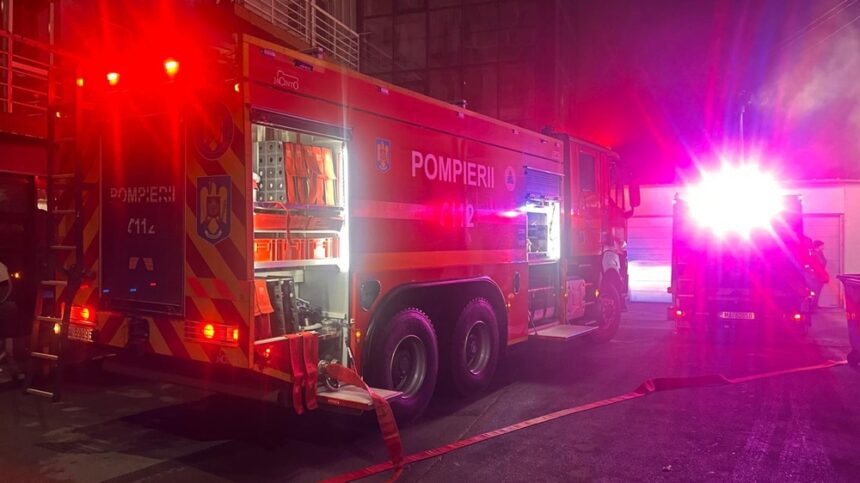 incendiu in peninsula s a dat alarma pe strada nicolae titulescu iata ce s a intamplat 699dec053133f
