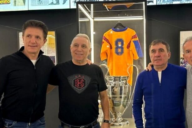 la rascruce pe mana cui ar ajunge farul daca gica hagi merge la nationala 698da6893811e