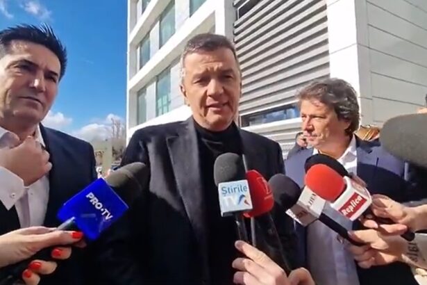 live foto video sorin grindeanu presedintele psd prezent astazi la constanta la consiliul politic judetean al psd constanta era normal sa venim dupa demisia lui felix stroe 69a03aa77f446